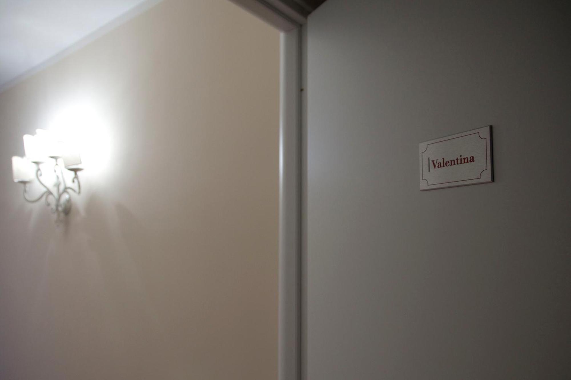Residenza Dei Gracchi Hotell Rom Exteriör bild