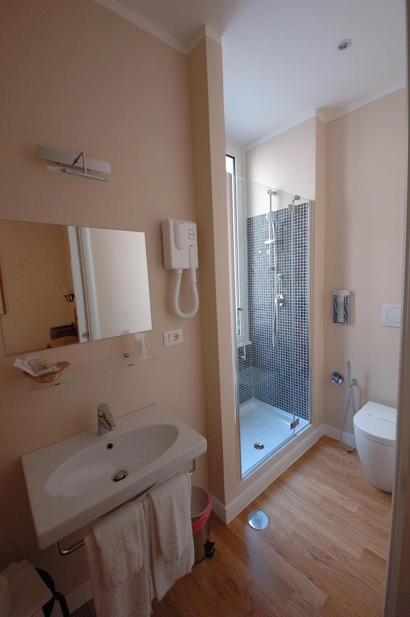 Residenza Dei Gracchi Hotell Rom Exteriör bild